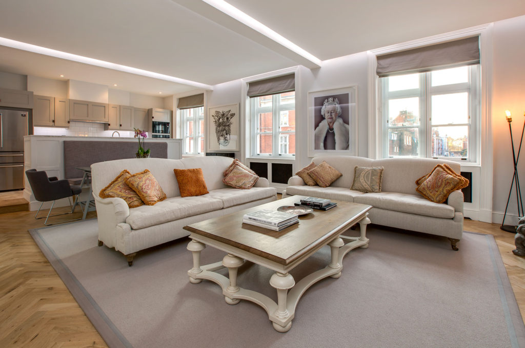 Urban Retreat Apartments Livingroom